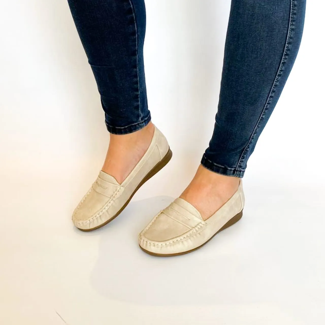 Cushion-Walk taupe comfort moccasin