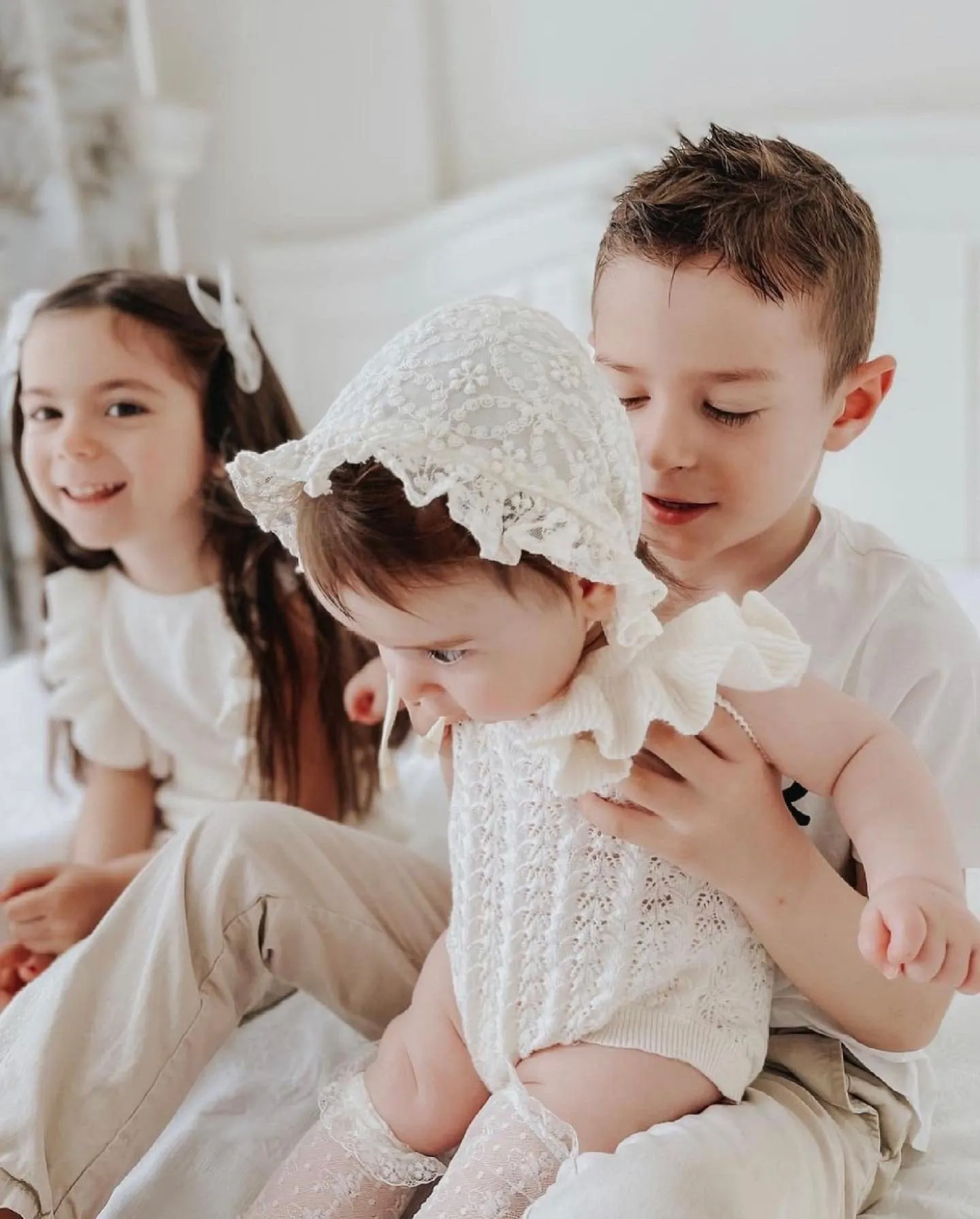 Ivory Lace Bonnet